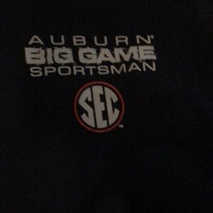 Men’s Size Large Auburn Longsleeve